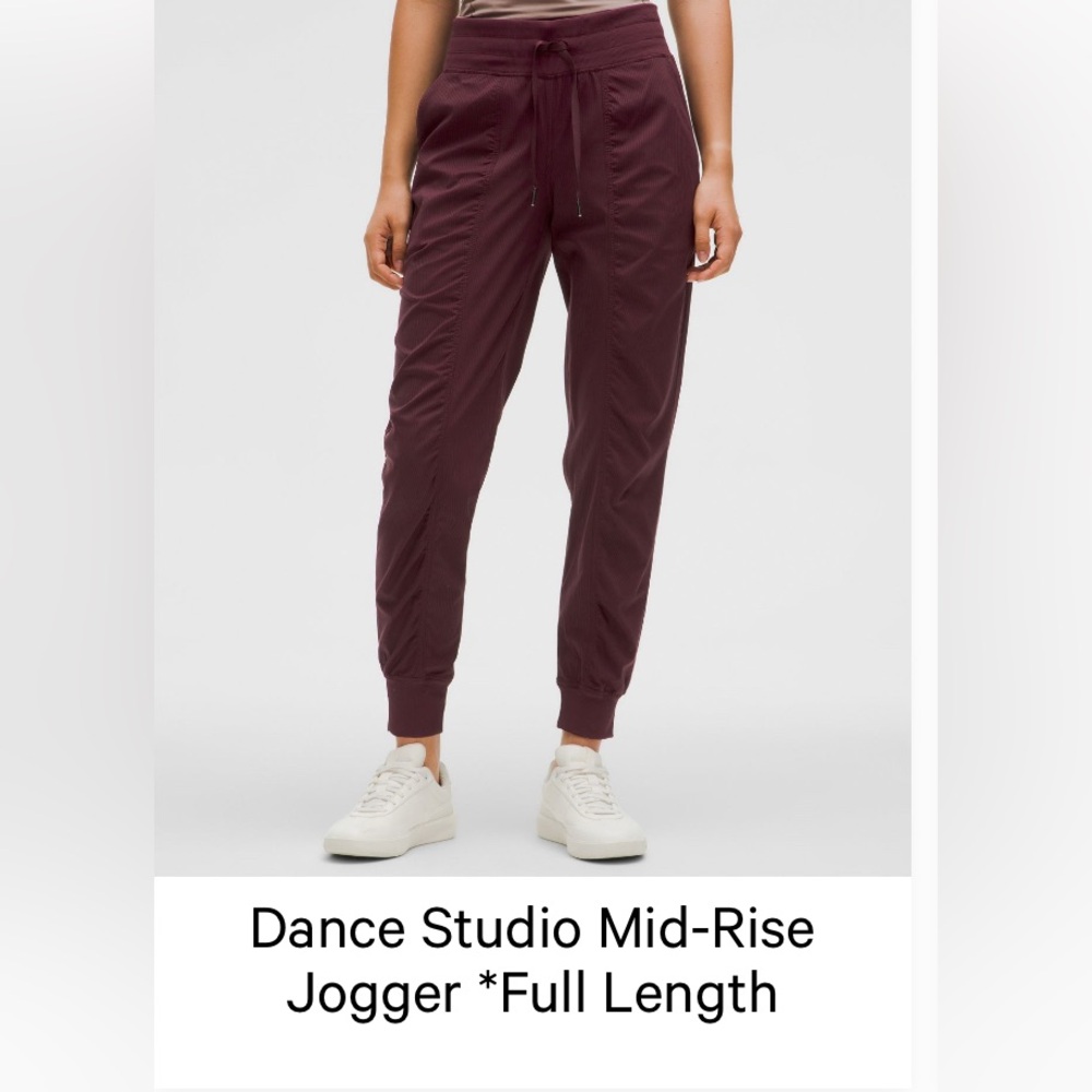 Lululemon Athletica Maroon dance studio Joggers